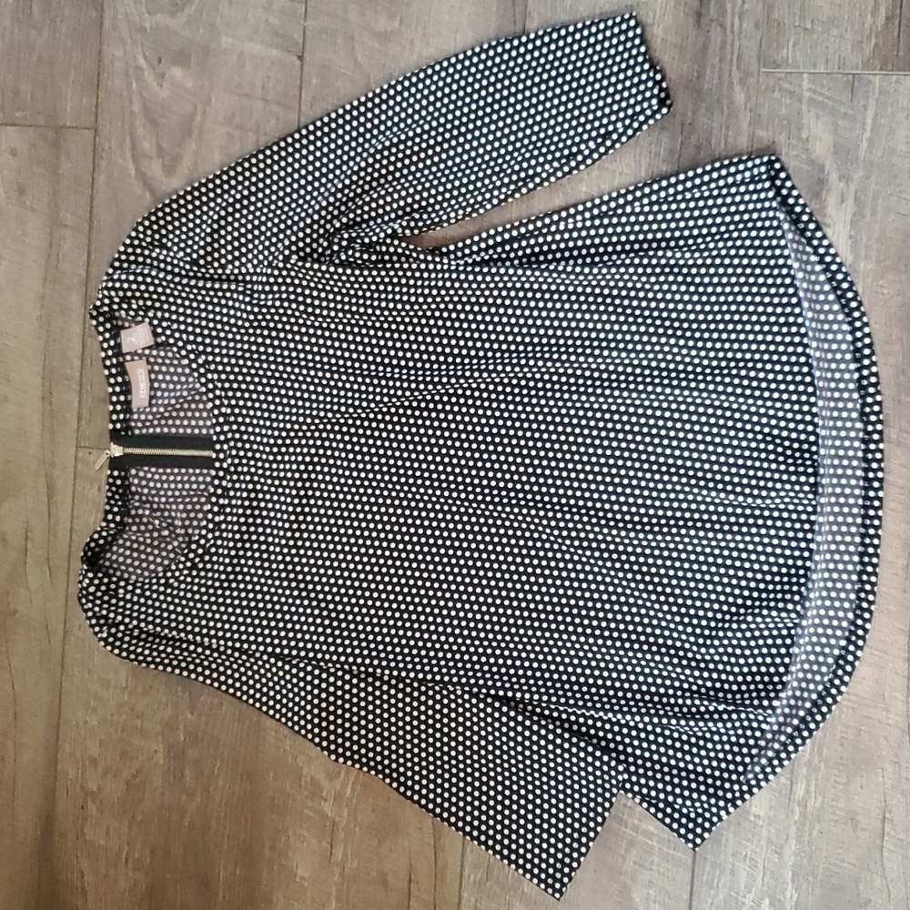 Chico's Black White Polka Dot Blouse NWOT size 2 =12